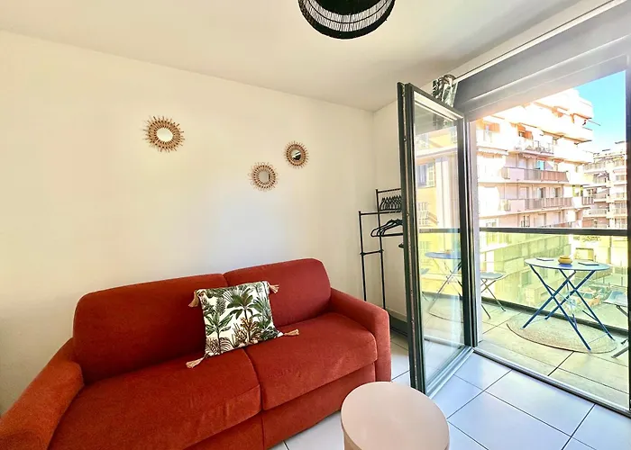600 M De La Promenade Des Apartmán *